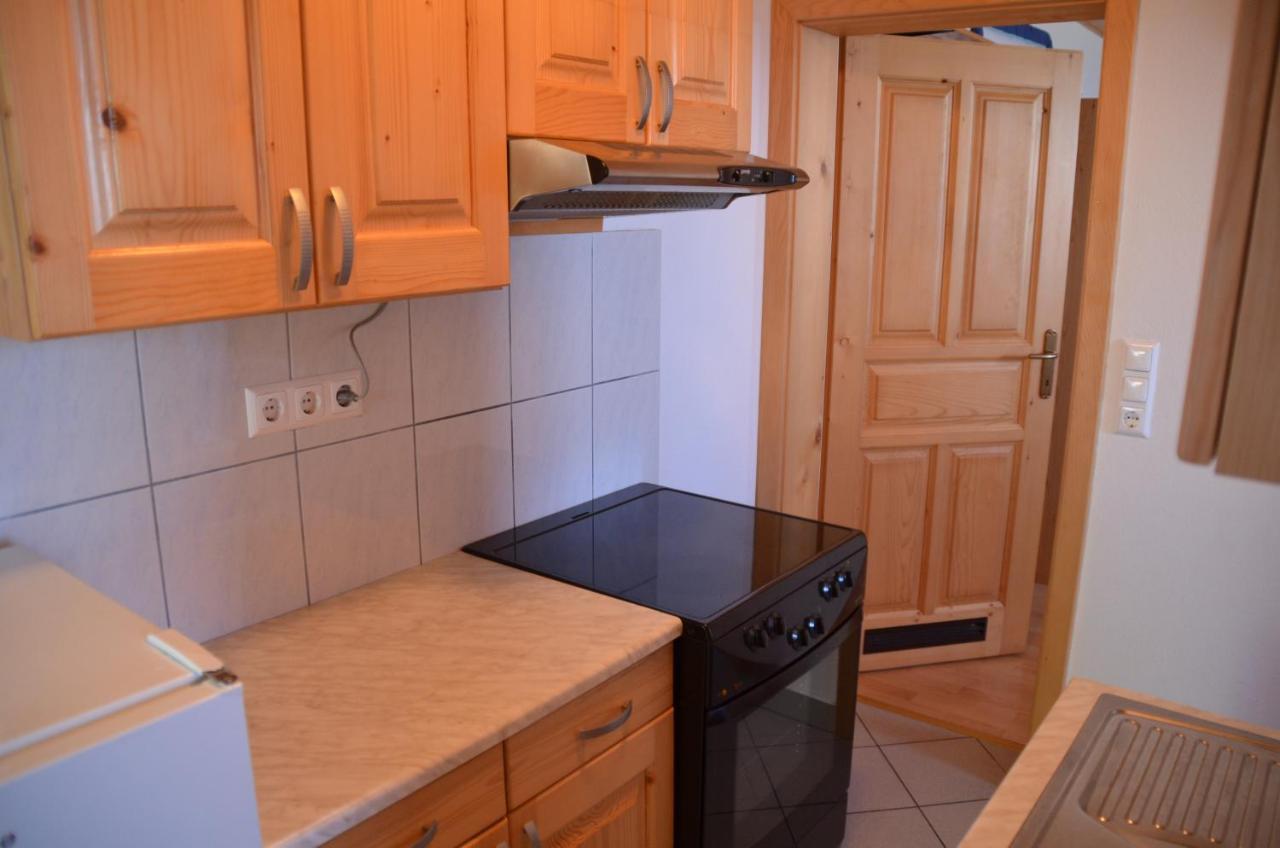 Apartmaji Srnca Церкно Екстер'єр фото